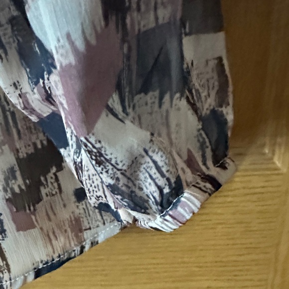 BloomChic Multicolor Abstract Top - Picture 5 of 5